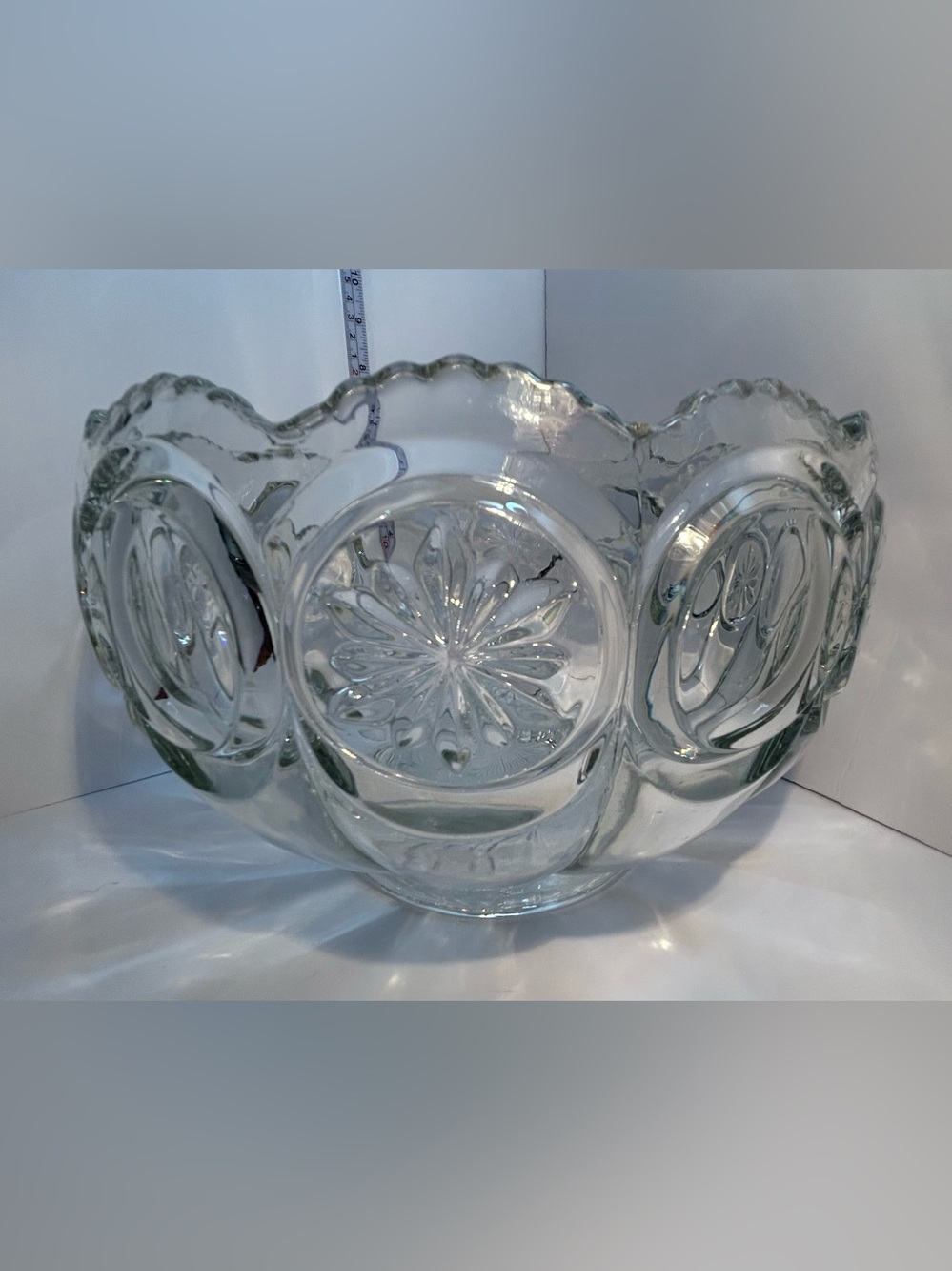 Vintage LE Smith Tiffin Moon & Stars Clear Pressed Glass Lg Fruit Punch Bowl 10”